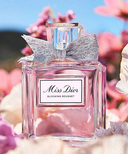 MISS DIOR  blooming bouquet